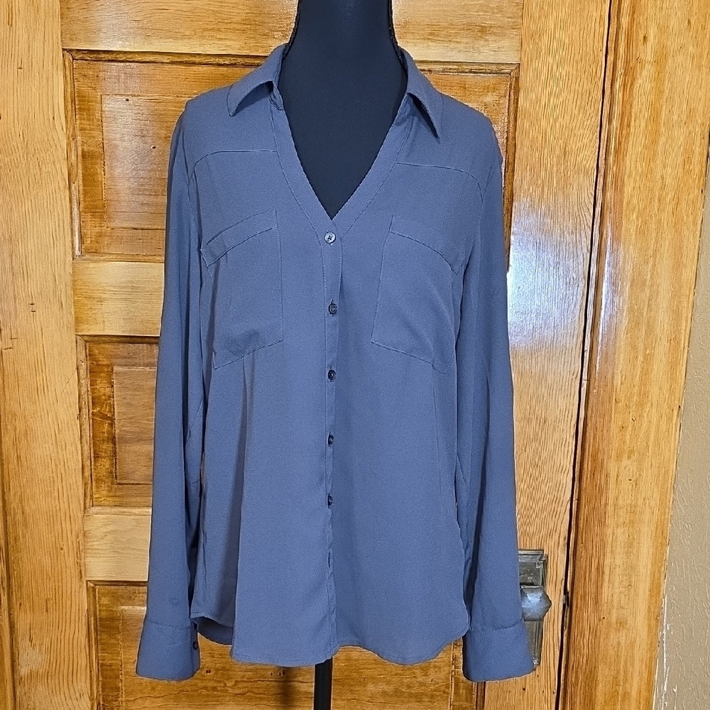 Express Gray Long Sleeve Button Down Blouse M